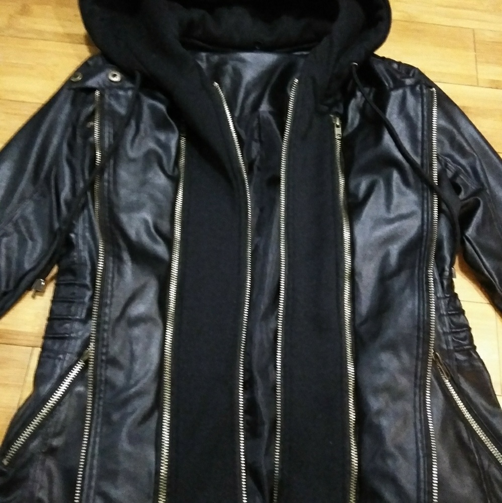 Leather jacket - Picture 4 of 5